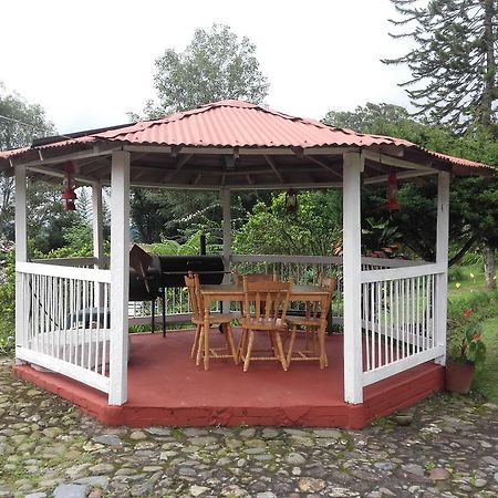 La Gaviota BnB Bed and Breakfast Filandia Esterno foto